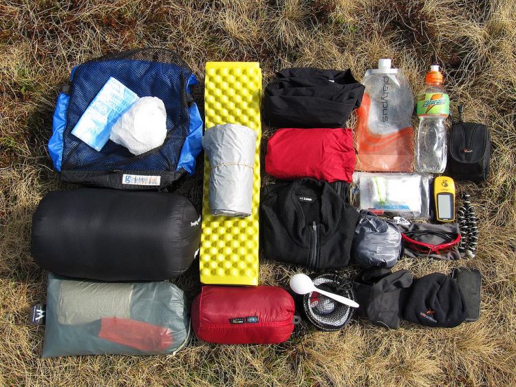 https://kreasitekno.com/wp-content/uploads/2018/05/750xauto-ultralight-backpacking-teknik-pangkas-berat-bawaan-selama-mendaki-151203y.jpg